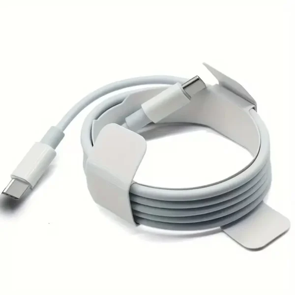 Câble USB-C vers USB-C blanc compatible smartphone et tablette avec charge rapide